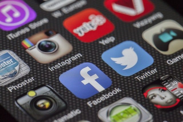 Social Media Bans: Reasonable Or Foolish?